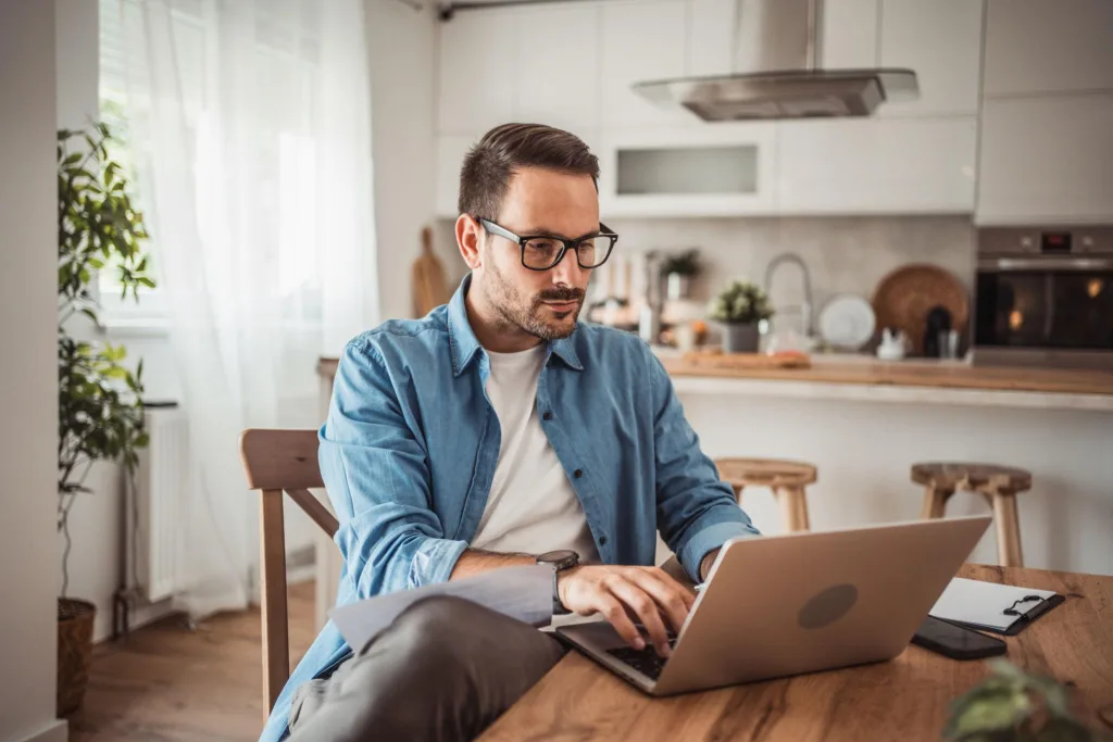 Remote jobs no experience working from home on a laptop