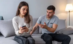 Controlling behavior is one of the relationship red flags